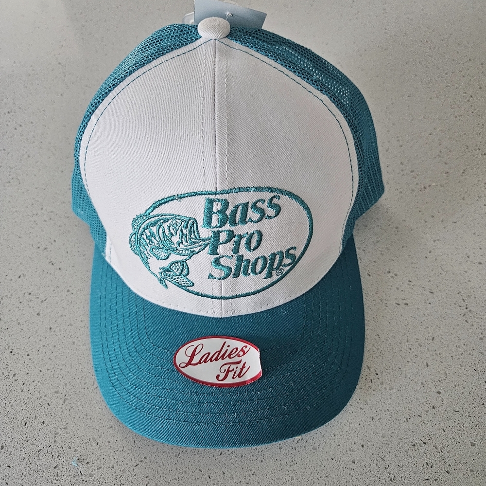 New Bass pro shop ladies fit hat